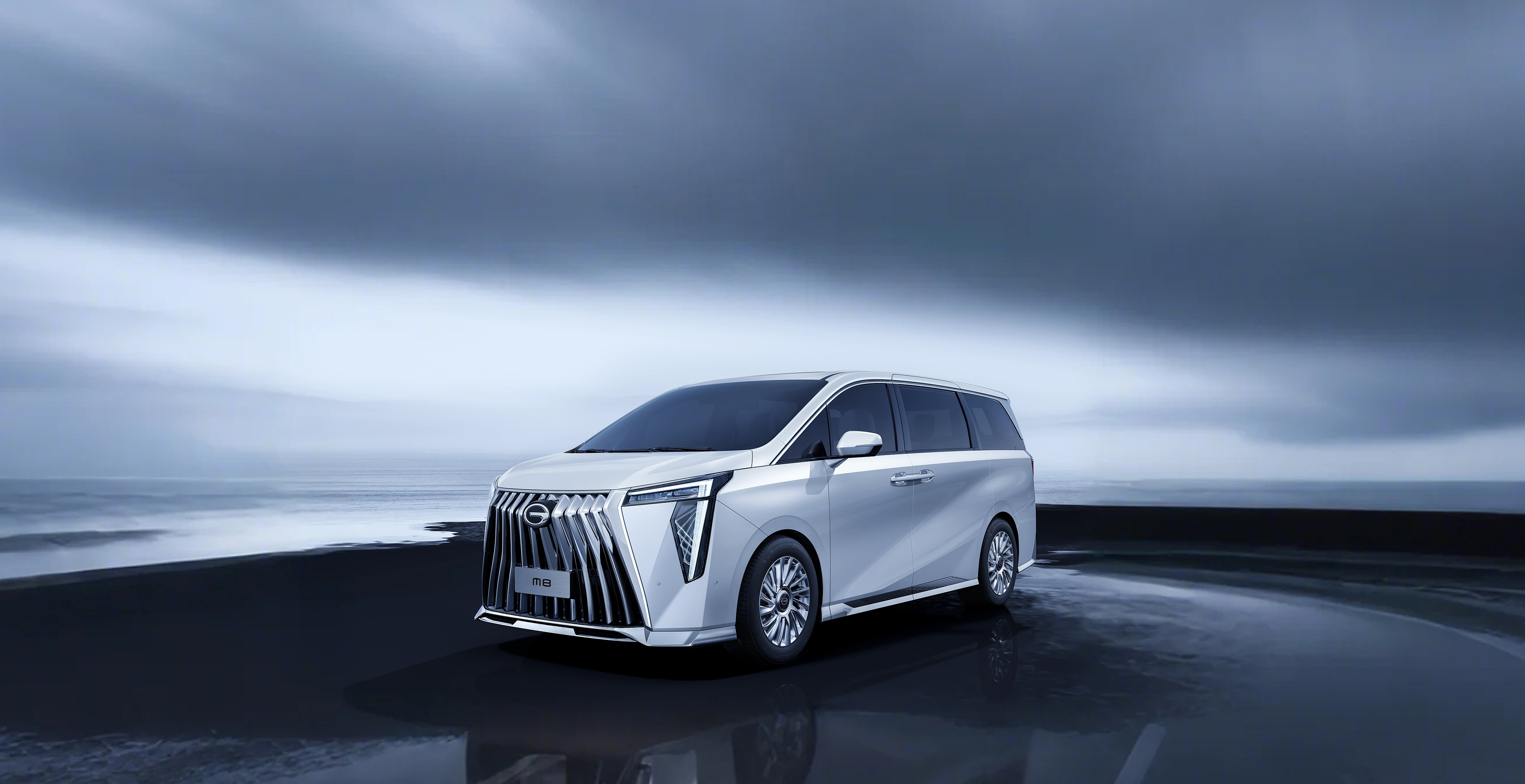 Next-Generation Flagship MPV