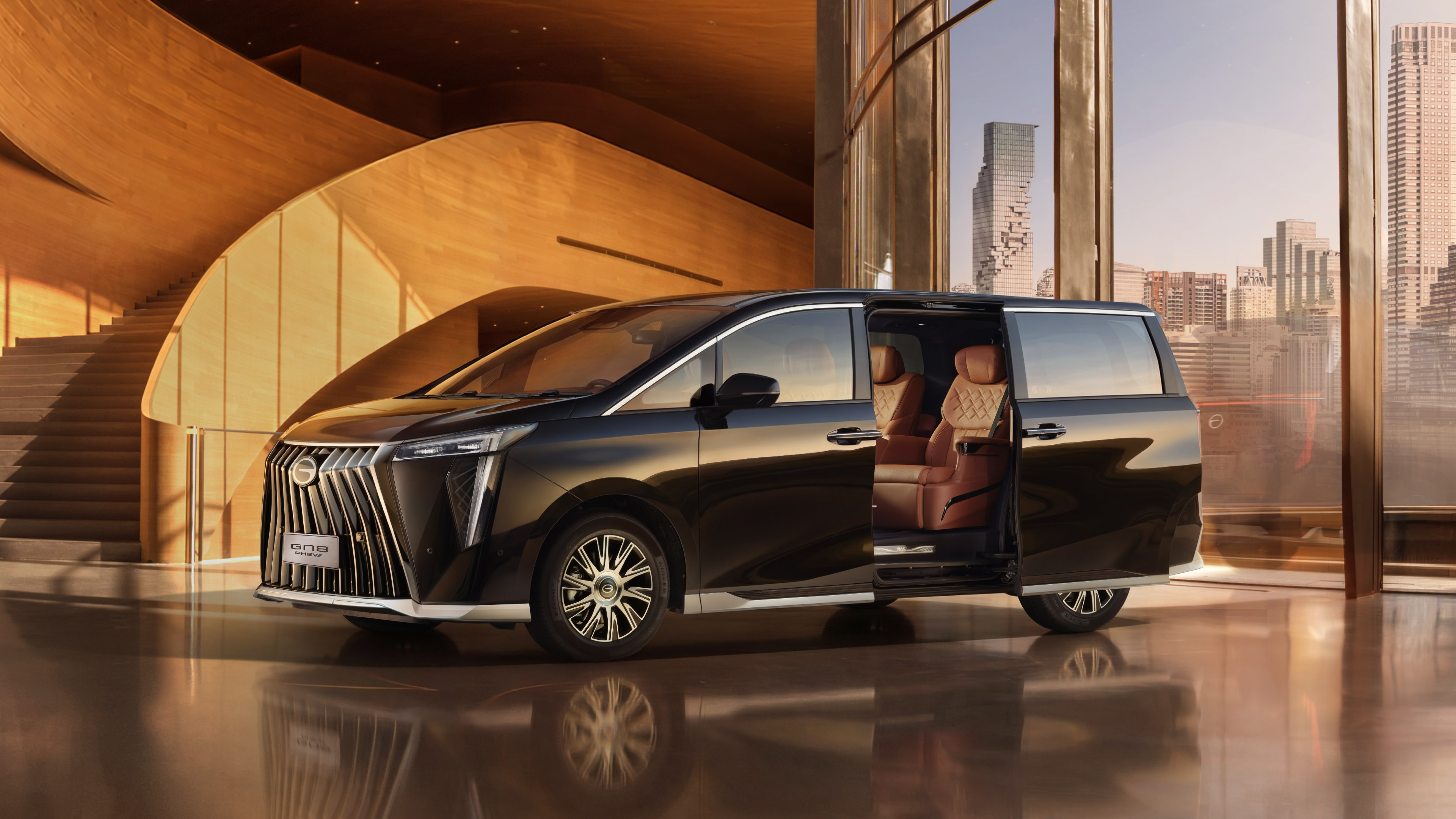 SMART LUXURY FOR EXECUTIVES